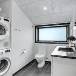 Holiday home Stunning In With Wifi *