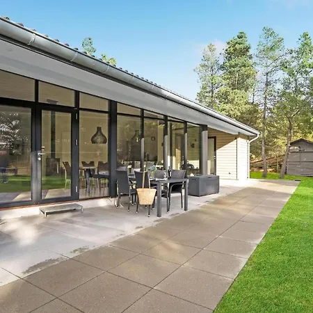 Stunning In With Wifi Holiday home